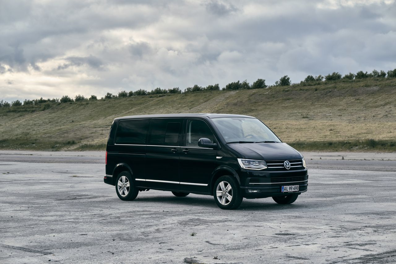 Volkswagen Caravelle Chauffeur Service Danemark