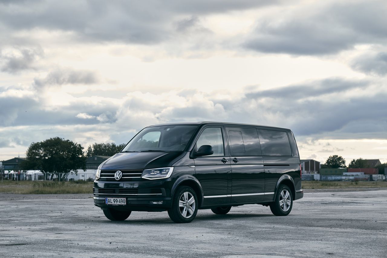 Volkswagen Caravelle Chauffeur Service Danemark