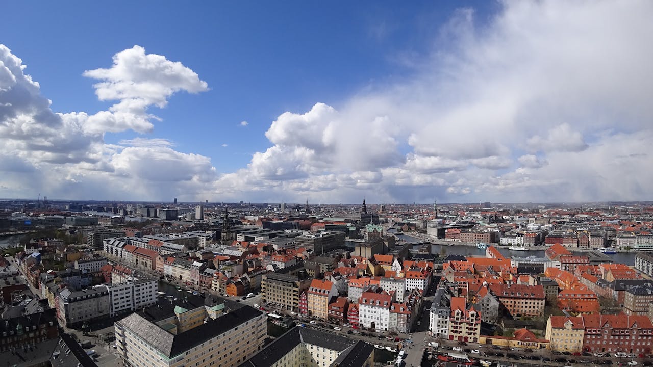 Tour guide 2: Conventional City Tour of Copenhagen