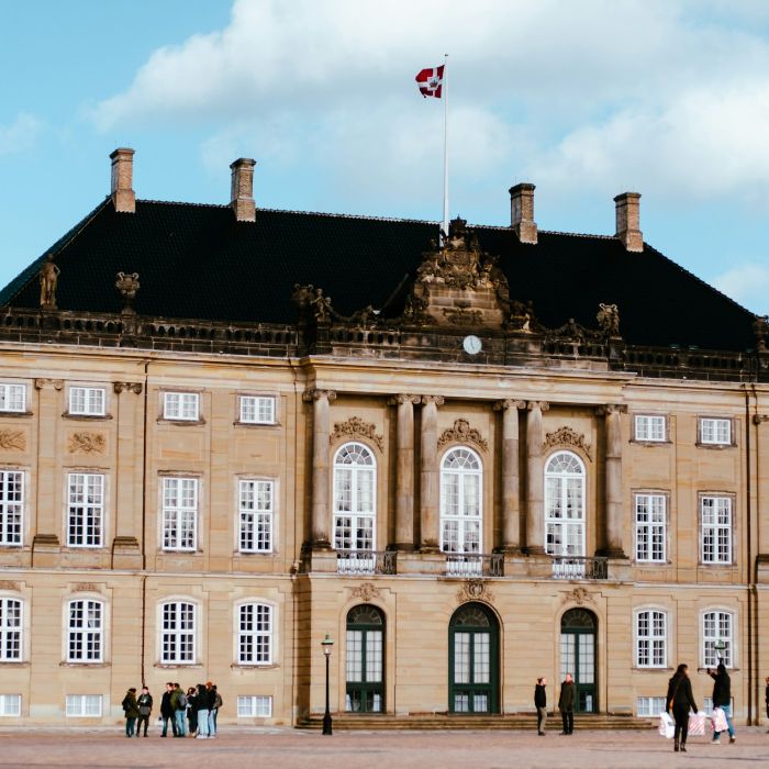 Tour guide 2: Conventional City Tour of Copenhagen
