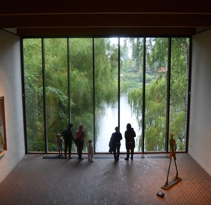 Tour guide 8: Modern arts tour Northern Zealand