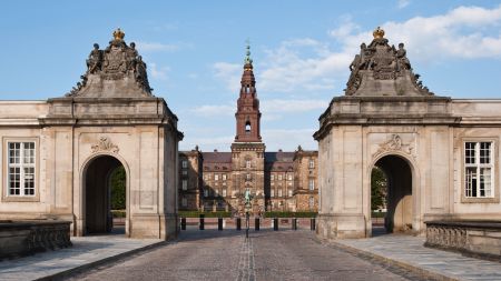 Christiansborg-palace-wonders-to-discover