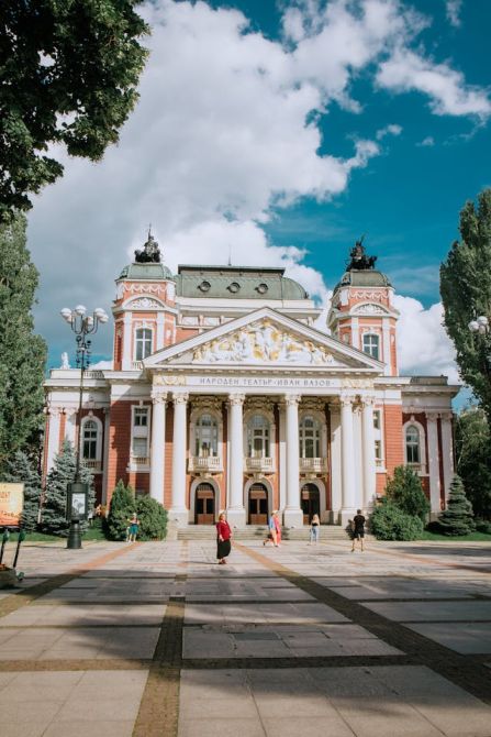 Architectural-symbol-Ivan-Vazov-Grand-Theater-in-Sofia
