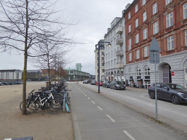 The Allure of the Havneringen Walk: Exploring Copenhagen’s Harbor Circle in Refined Style