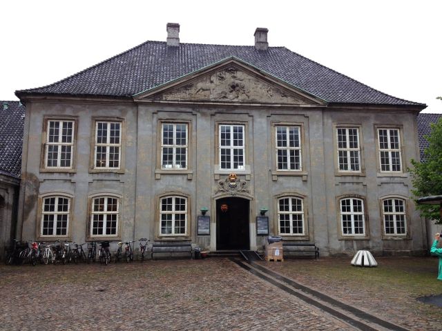 Discover-design-Museum-in-Copenhagen